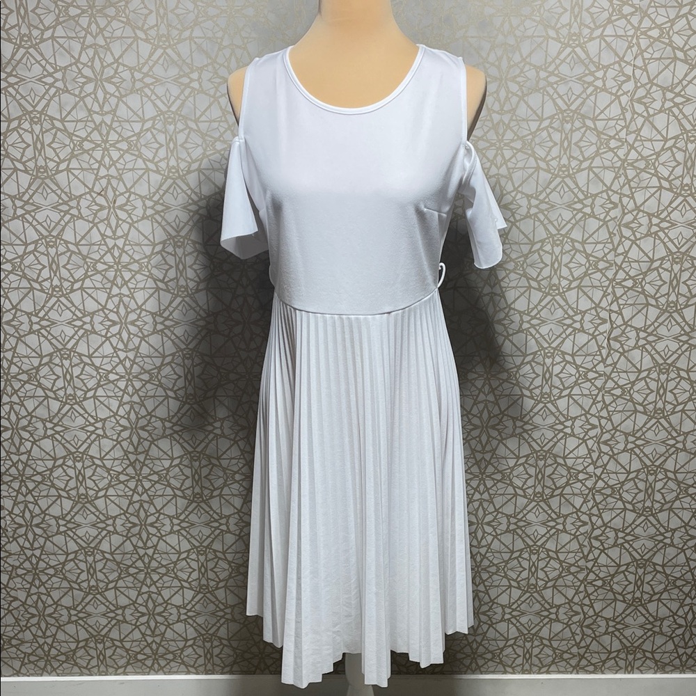 Elegant White Cold Shoulder Midi Dress
